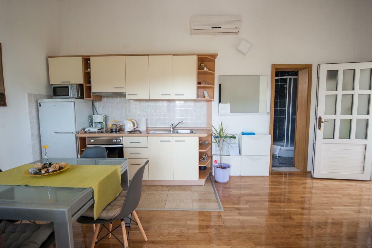 Apartmani Galic Ploce  Exterior photo